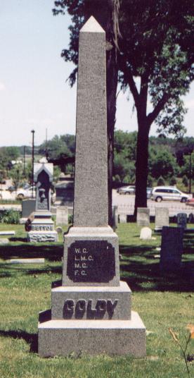 GoldyMonument2.JPG (32267 bytes)