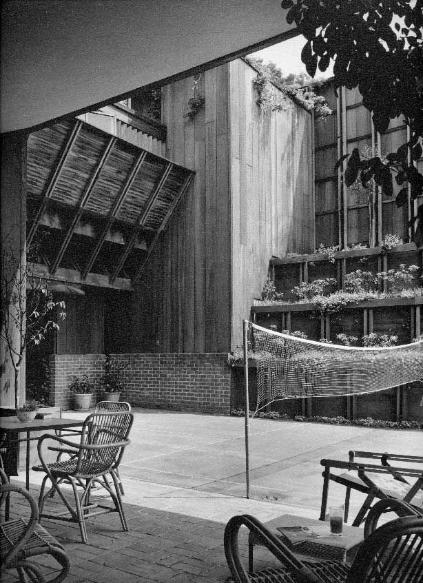 Maynard Parker courtyard