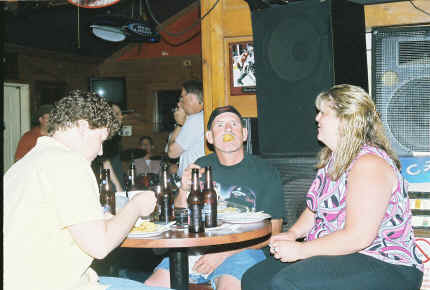 613814-R1-021-9.jpg (1730497 bytes)