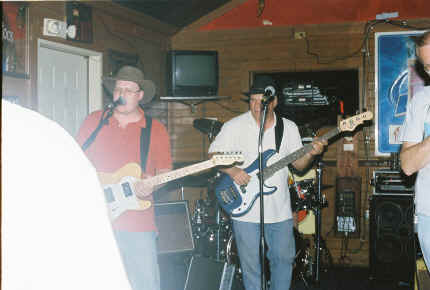 613814-R1-027-12.jpg (1484430 bytes)