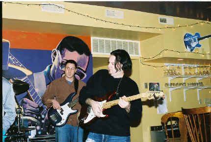 608545-R1-045-21.jpg (170456 bytes)