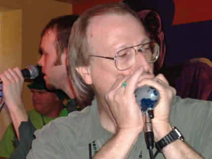 hyoungwebpageshot.jpg (617376 bytes)