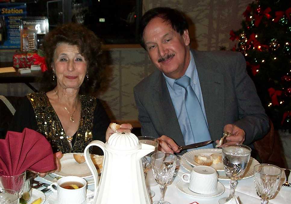 Dcp_1044sav.jpg (63074 bytes)